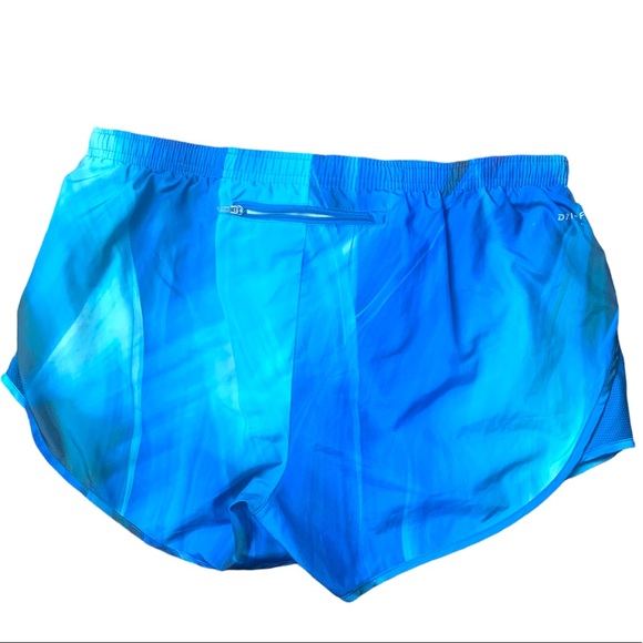 NIKE Dry-Fit Running Shorts size M - Picture 2 of 10